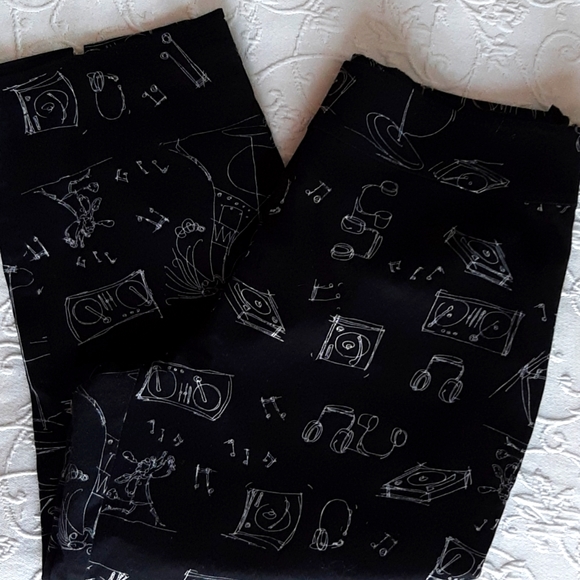 Chicos Musical Pedal Pusher Size 12 - Picture 1 of 8